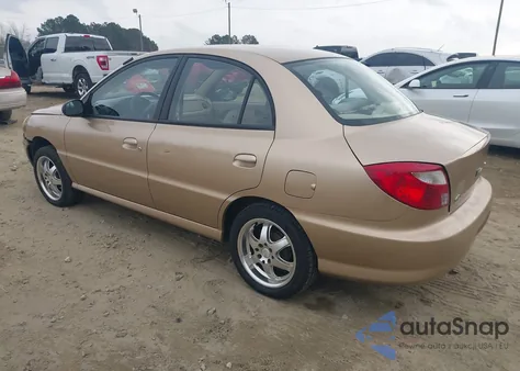 2001 Kia Rio z USA, uszkodzony, nr VIN KNADC123X16014652